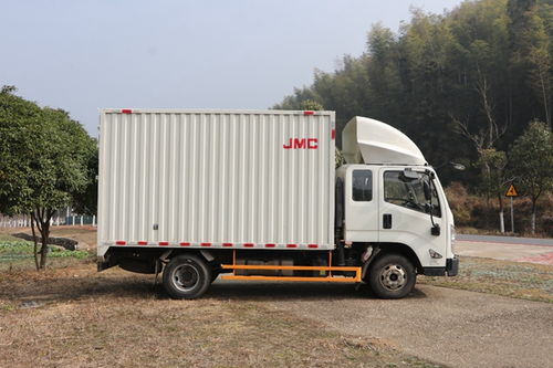 495動(dòng)力充沛 爬坡有力 山路試駕江鈴凱運(yùn)寬體廂式輕卡 卡車(chē)之友網(wǎng)